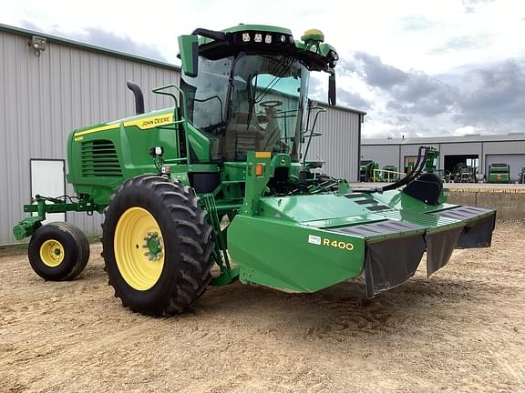 Image of John Deere W235R equipment image 2