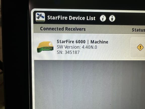 Image of John Deere W235R equipment image 4