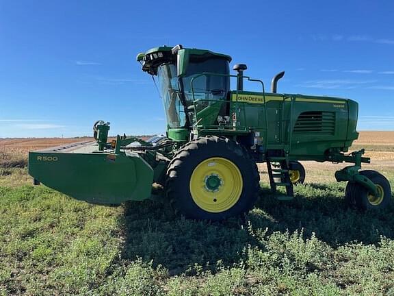 Image of John Deere W235R equipment image 2