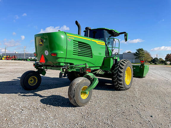 Image of John Deere W235R equipment image 4