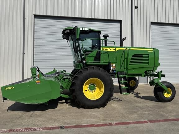 Image of John Deere W235R Primary image