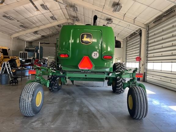 Image of John Deere W235R equipment image 4