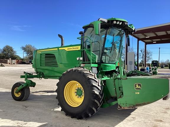 Image of John Deere W235R equipment image 4