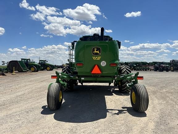 Image of John Deere W235R equipment image 3