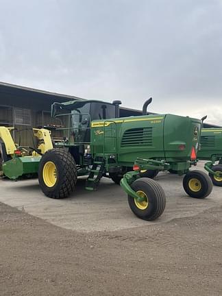 Image of John Deere W235R equipment image 2