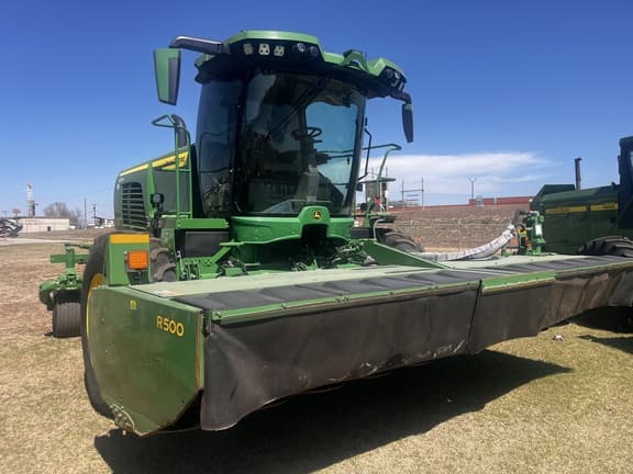 Image of John Deere W235R equipment image 4