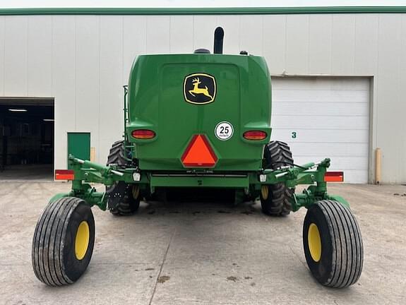 Image of John Deere W235R equipment image 4
