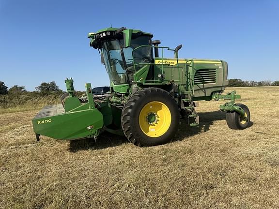 Image of John Deere W235R equipment image 2