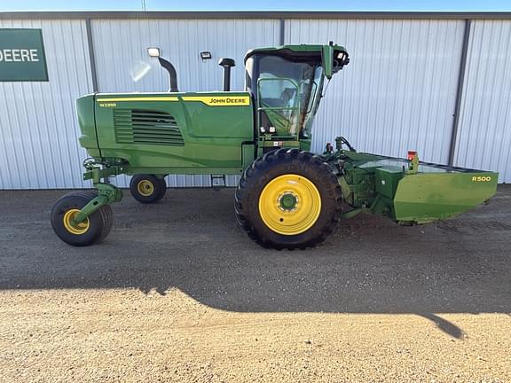 Image of John Deere W235 equipment image 4