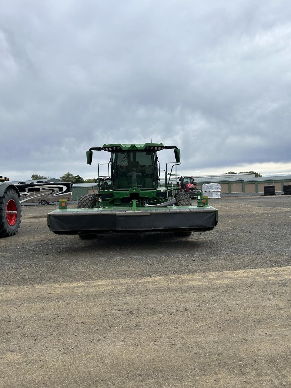 2023 John Deere W260R Equipment Image0