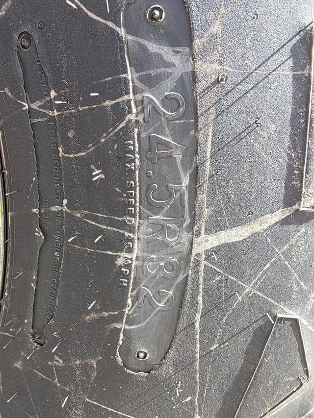 Image of John Deere W260R equipment image 3