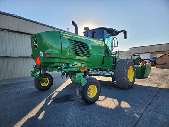 Image of John Deere W260R equipment image 4