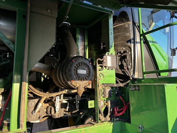 Image of John Deere W260R equipment image 2