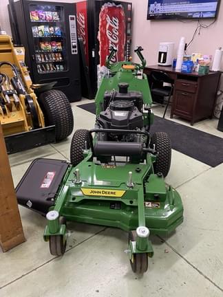 Main image John Deere W36M