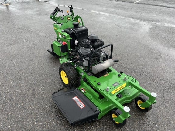 2023 John Deere W36R Equipment Image0