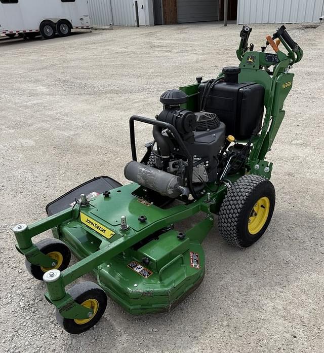 Image of John Deere W36R equipment image 1