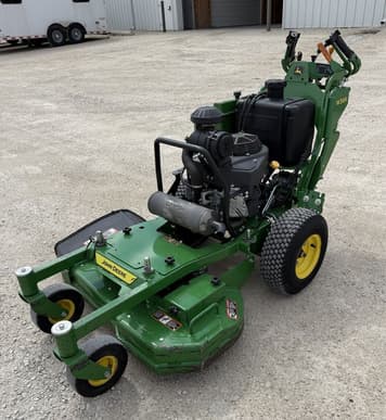 Main image John Deere W36R