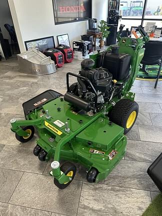 Image of John Deere W48R equipment image 1