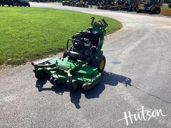 Image of John Deere W52R equipment image 1