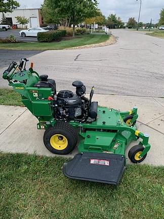 Image of John Deere W52R equipment image 4