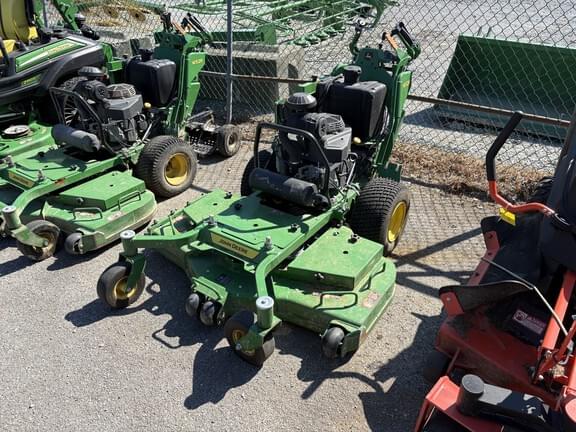 Image of John Deere W52R Primary image
