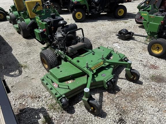 Image of John Deere W61R equipment image 2
