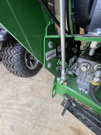 Image of John Deere W61R equipment image 3