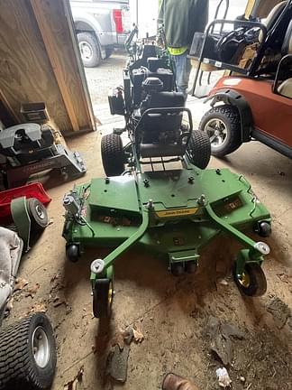 Image of John Deere W61R Primary image