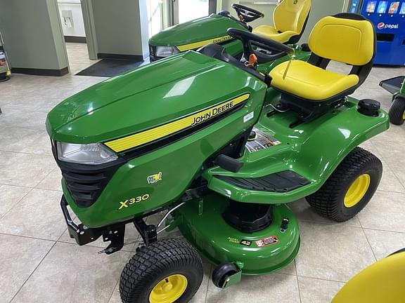 Image of John Deere X330 Image 0