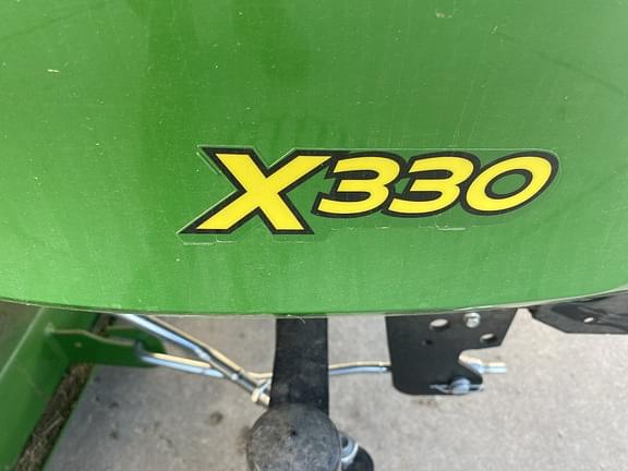 Image of John Deere X330 equipment image 1