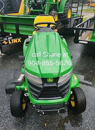 Image of John Deere X330 equipment image 2