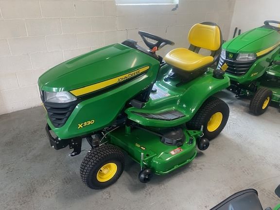 2023 John Deere X330 Equipment Image0