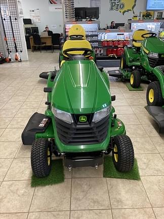 Tractor Zoom - 2023 John Deere X330