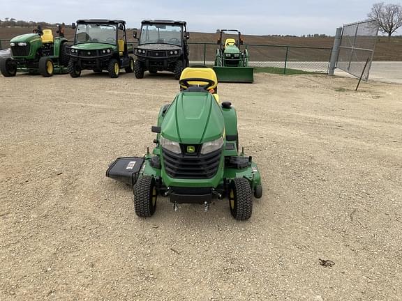 Image of John Deere X330 equipment image 1
