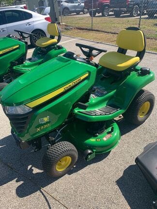 2025 John Deere X330 Equipment Image0