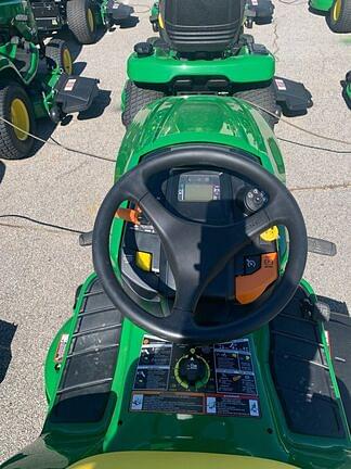 Image of John Deere X330 equipment image 4