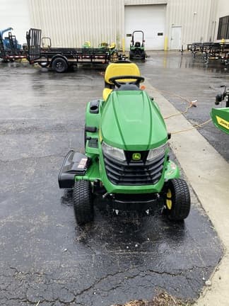 Image of John Deere X330 equipment image 2