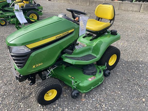 Image of John Deere X330 equipment image 2