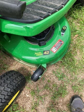 Image of John Deere X330 Image 1