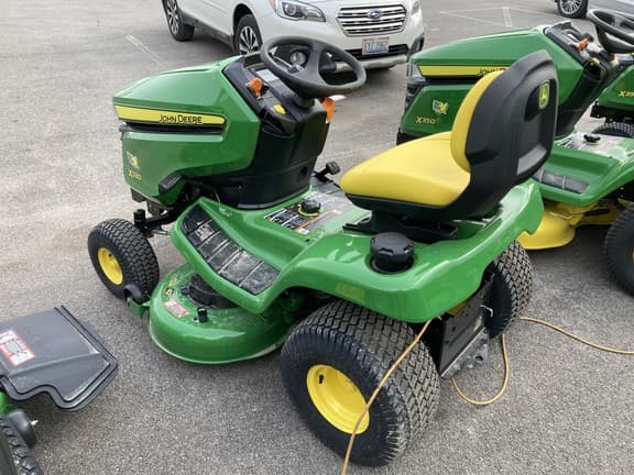 Image of John Deere X330 equipment image 2