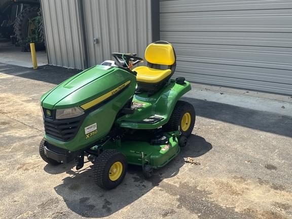 Image of John Deere X350 equipment image 4