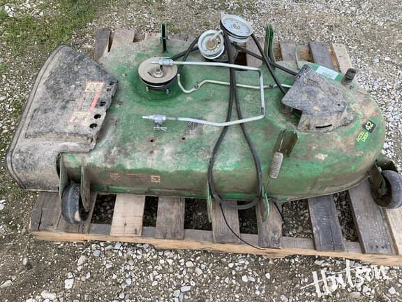 Image of John Deere X350 equipment image 4