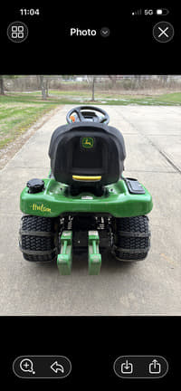 Image of John Deere X350 equipment image 1