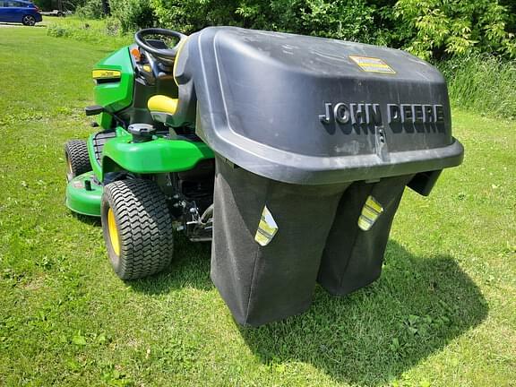 Image of John Deere X350 equipment image 4