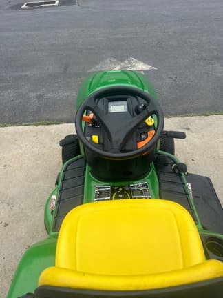 Image of John Deere X350 equipment image 4
