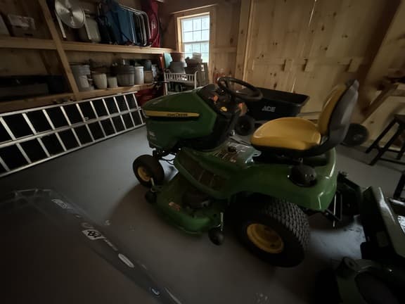 Image of John Deere X350 equipment image 2