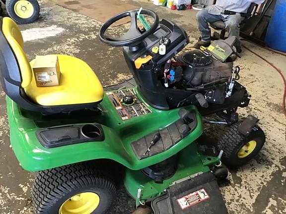Image of John Deere X350 equipment image 3