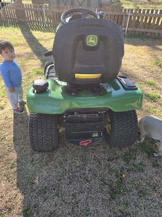 Image of John Deere X350 equipment image 4