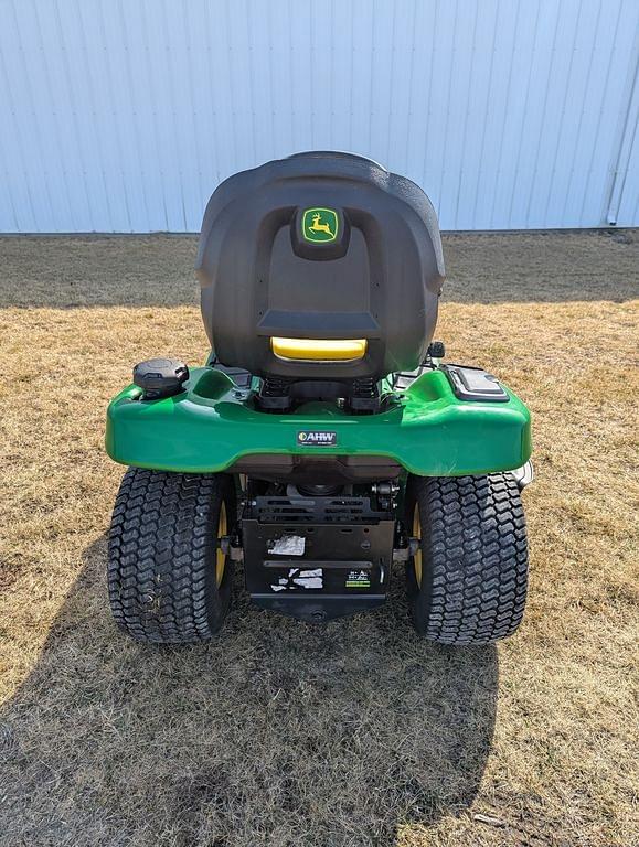 Image of John Deere X350 equipment image 3