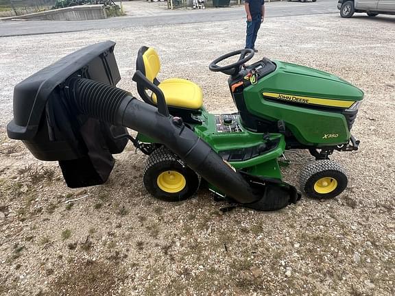 Image of John Deere X350 equipment image 4